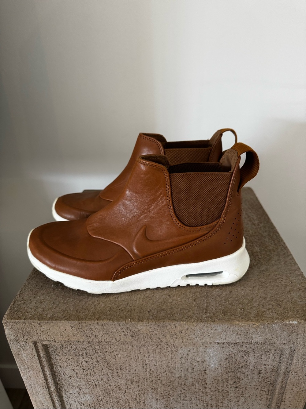 Nike Women’s Brown Air Max Thea Mid-Top Slip-On Sneakers